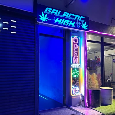 Galactic High 420 cafe