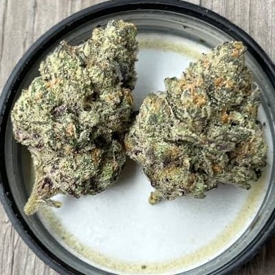PAPA WEED cannabis and marijuana product image