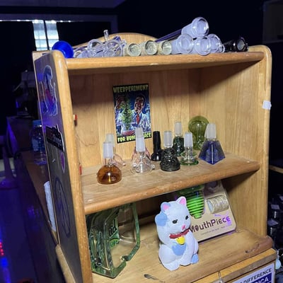 Krush n Nugs Farm (ร้านขายกัญชา) product image