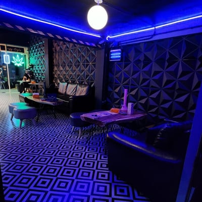 Terpy Highs Cafe & Lounge product image