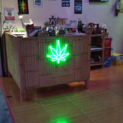 La Belle weed shop product image