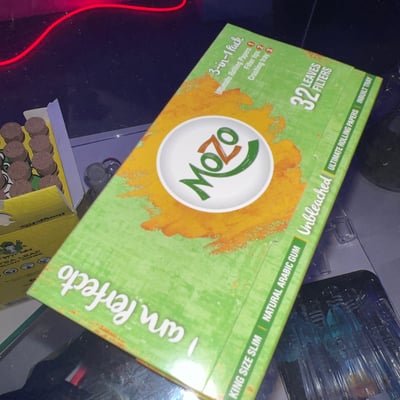 Mozo King Size Rolling Paper (Unbleached)
