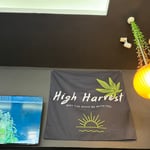 High Harvest Cannabis Gallery Shop & Farm Weed (ร้านกัญชา, ศูนย์รวมกัญชาเเละอุปกรณ์สำหรับสายเขียวครบวงจร)