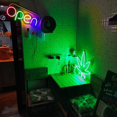 The Clubhouse (Cannabis Store)