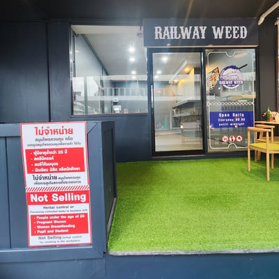 Railway Weed Bar