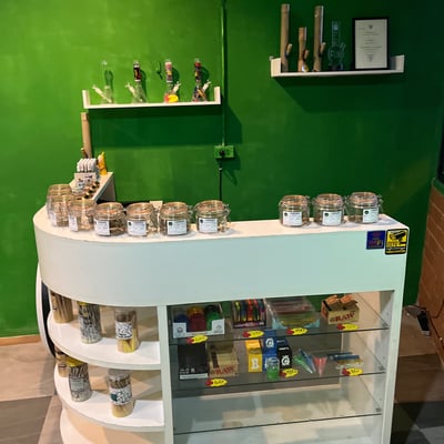 The Plug Weed product image