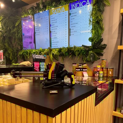 Weeden Cannabis Store product image