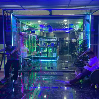Float away - โฟล์ท อะเวย์ product image