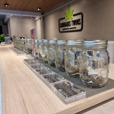 CANNABIS TWINS Silom (Cannabis Dispensary and weed shop)