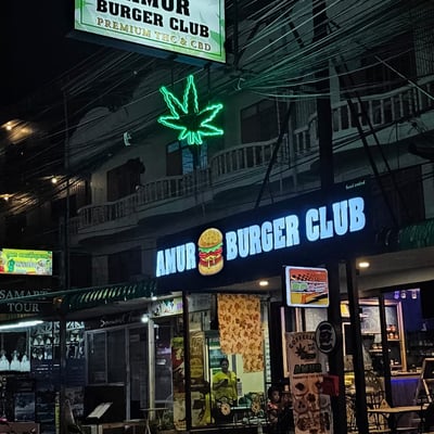Blow Amur Burger Club