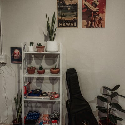 Y Si Cannabis Dispensary & Cafe product image