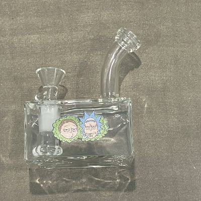Glass mini bong