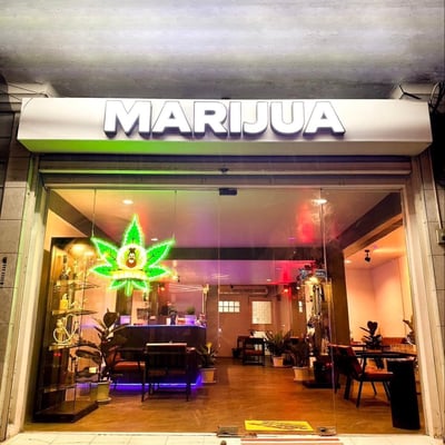 Marijua แมรี่จัวร์ cannabis-weed-marijuana