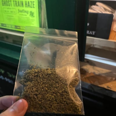 Green Cartel Cannabis Muengake - กรีนคาร์เทลเมืองเอก product image