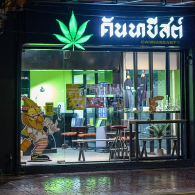 Cannabeast Ratchawong - China Town - Yaowarat กัญชา​ 大麻店 カナビス 대마초 конопля قنب حشيش/Marijuana Weed Ganja Dispensary Shop