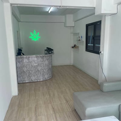 monsterweed.vip product image