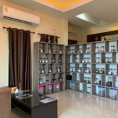 Green Bank Shop - ธนาคารสีเขียว @Prachinburi product image