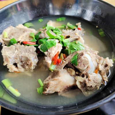 ล้านชาม ก๋วยเตี๋ยวหมูกัญชาออร์แกนิค product image