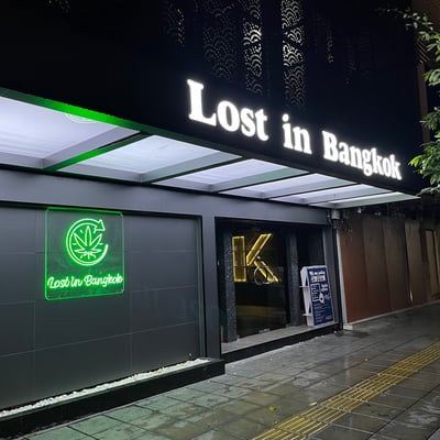 Lost in Bangkok
