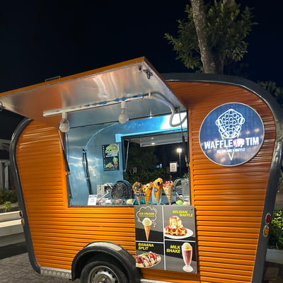 To the Moon Koh Chang Weed smoke shop product image