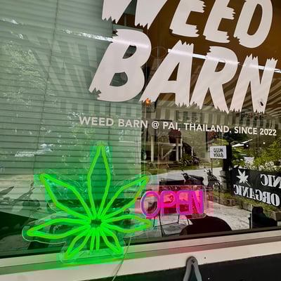 WEED BARN product image