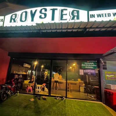 Royster Bangna ร้านกัญชาและคาเฟ่